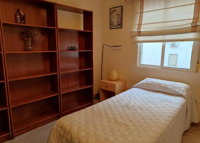 Bonito Atico En La Juderia De