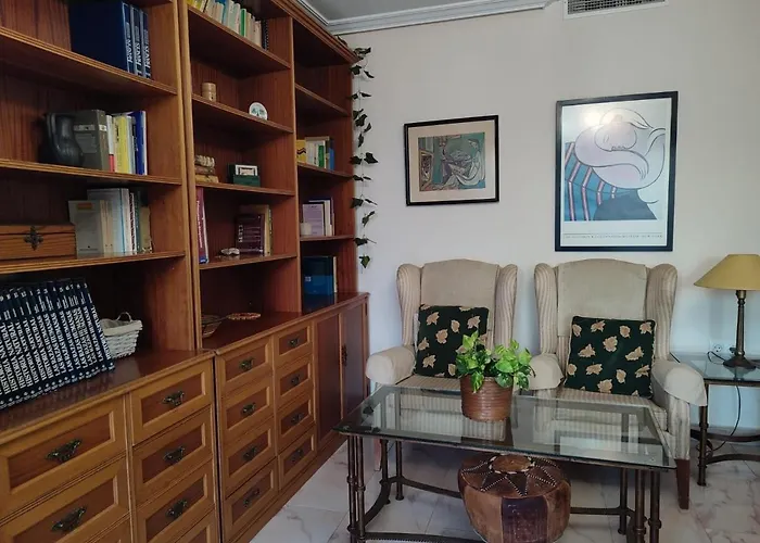 Bonito Atico En La Juderia De